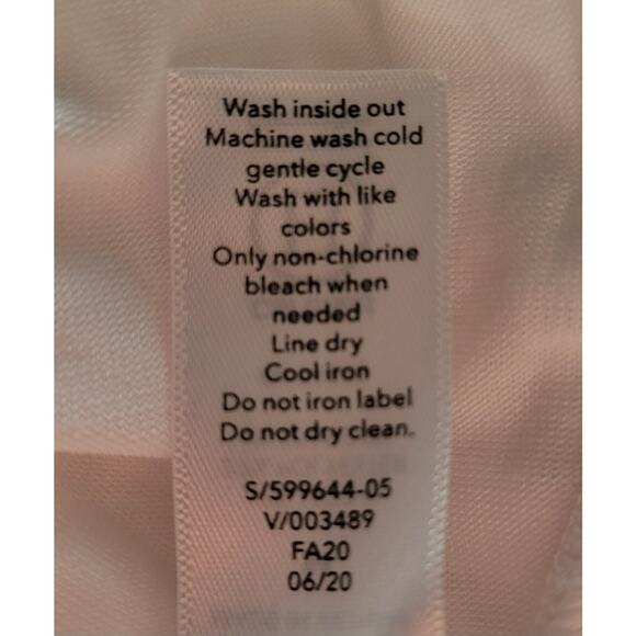 Athleta Women’s M White Asymmetrical Workout Top Long Modal Stretch USA Designed - Picture 14 of 14